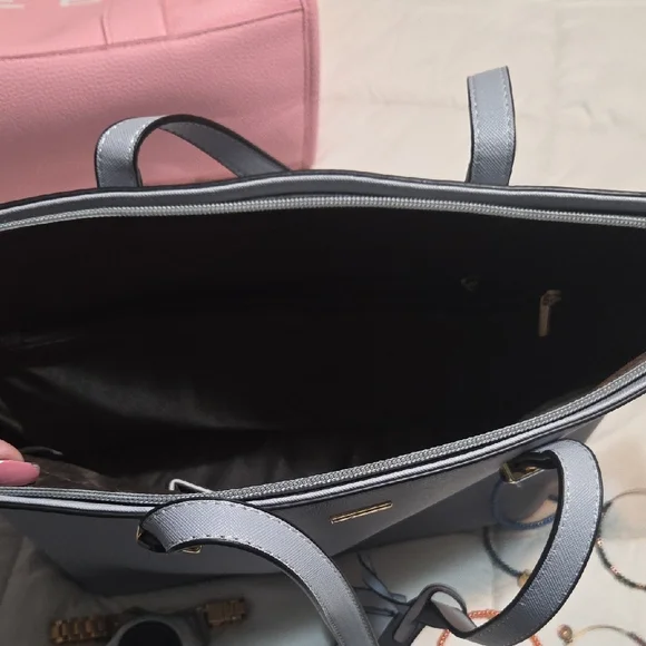 Elegant Light Blue Women's Tote Bag - Picture 2 of 2